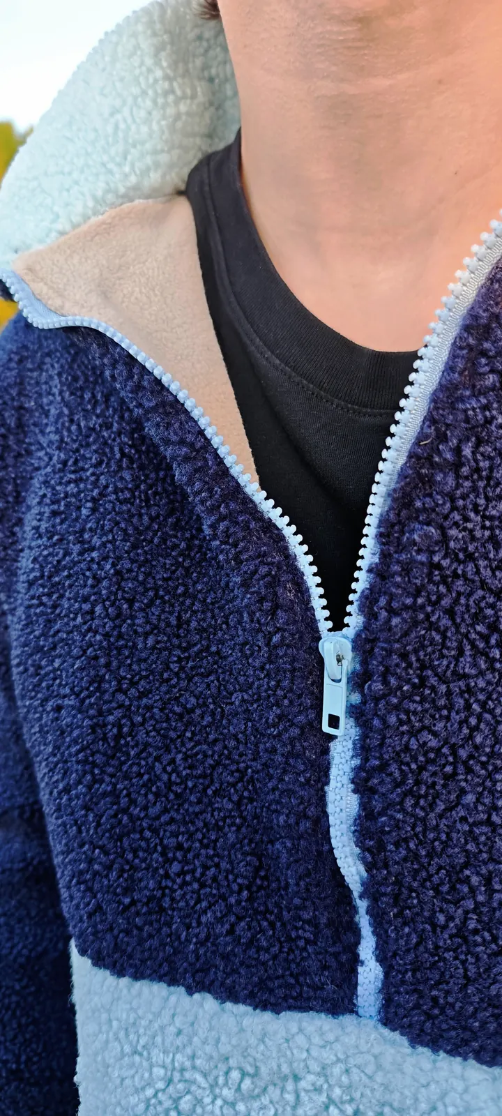 Veste polaire Gauthier portée, marine et écru